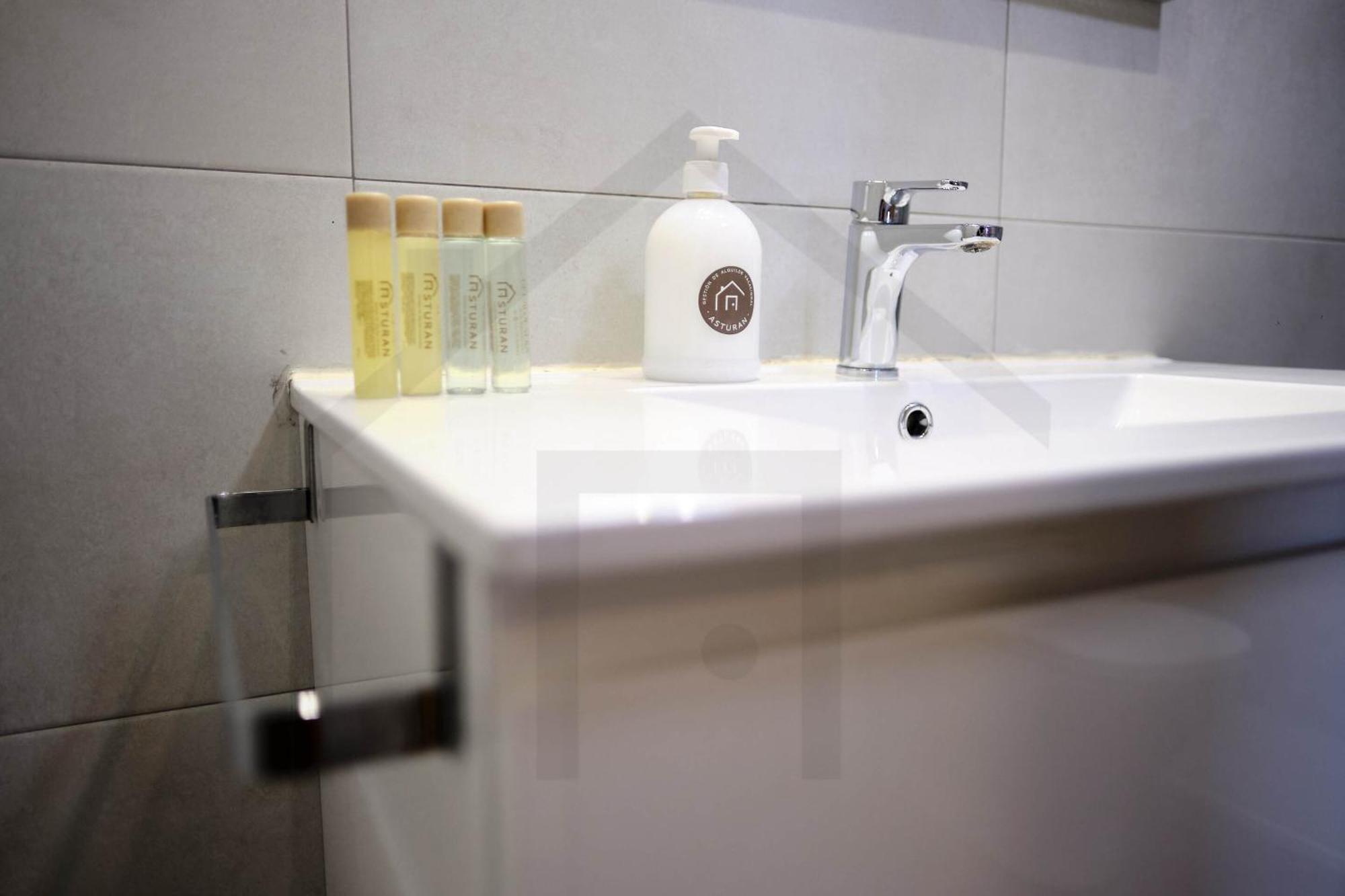 Campoamor Centro - Coqueto apartamento con WiFi. Oviede Extérieur photo